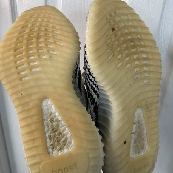 YEEZY 350 ZEBRA US 6 - Picture 3 of 6